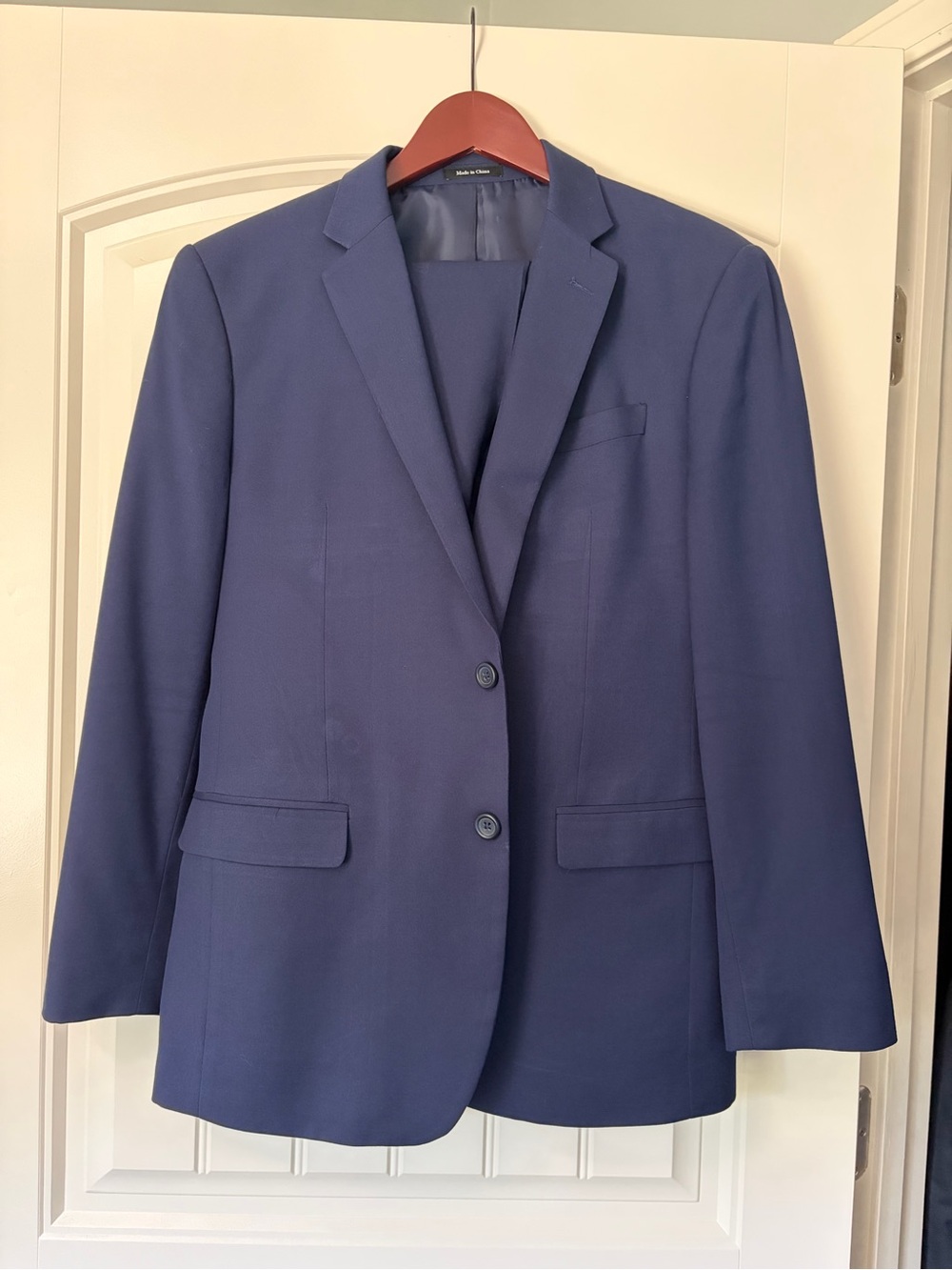 Egara Men's Navy Two-Button Suit Blazer